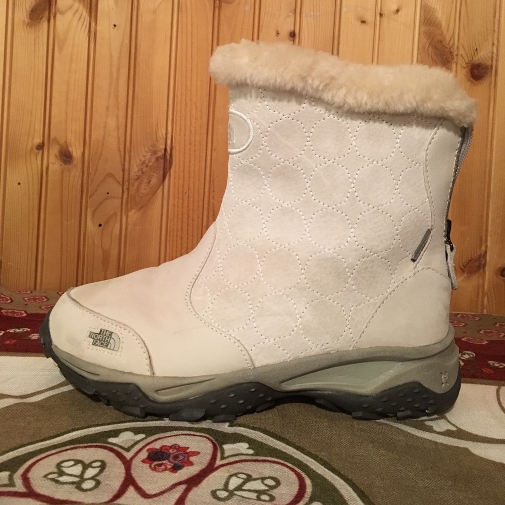 North face waterproof insulated snow boots